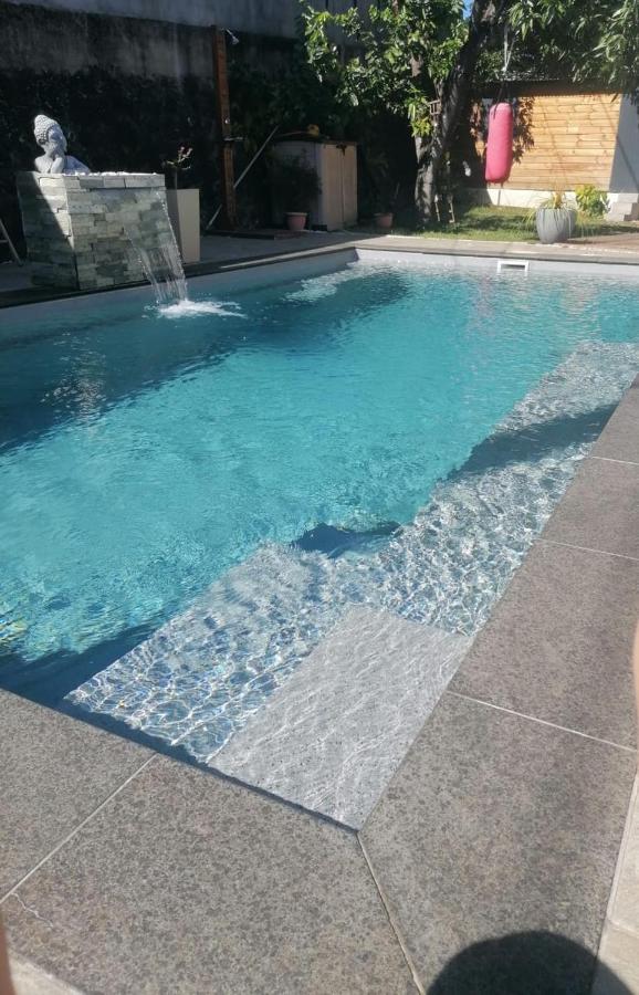 Villa Mahavel Saint Pierre Exteriör bild